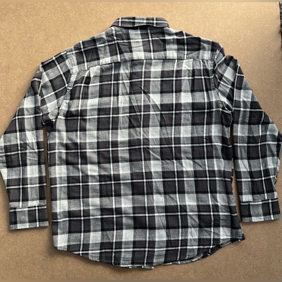 Logan Hill Casual Flannel Button-Down Shirt - Picture 3 of 4